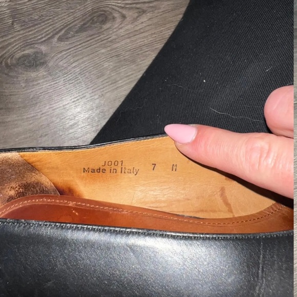 Vintage Coach pumps (7) - Picture 2 of 6